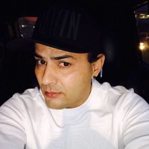 Meet your Posher, Karandeep